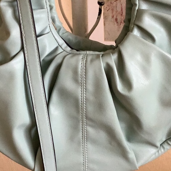 NWOT Purse 👜👜👜 - Picture 2 of 8